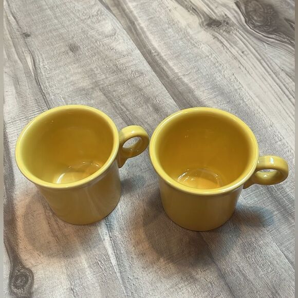Fiestaware ring handle 10oz Sunflower yellow coffee mug - Picture 3 of 6